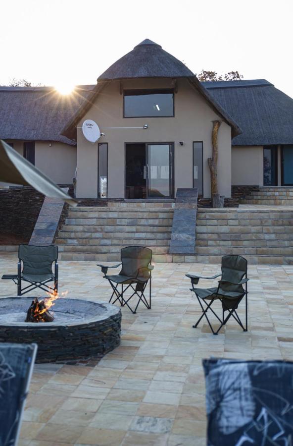 Tholo Manzi Private Game Farm Villa Zeerust Exterior foto