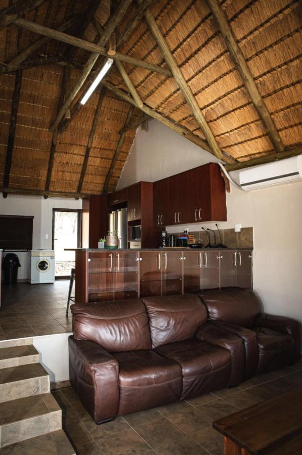 Tholo Manzi Private Game Farm Villa Zeerust Exterior foto